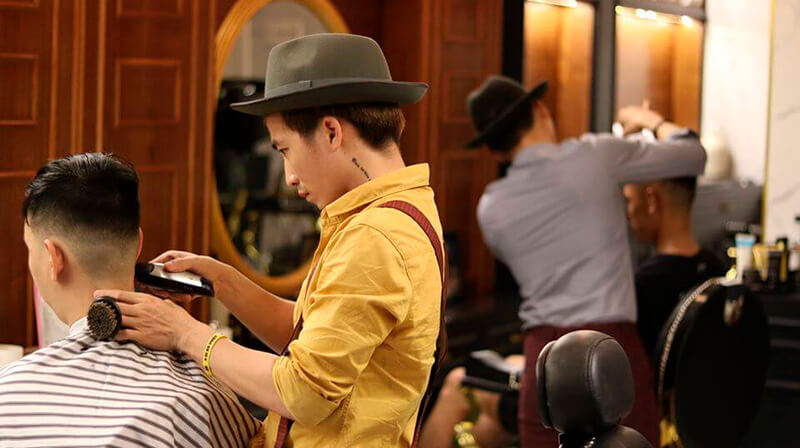 Review Top 15 tiệm cắt tóc đẹp cho nam ở Sài Gòn được ưa chuộng nhất   ALONGWALKER