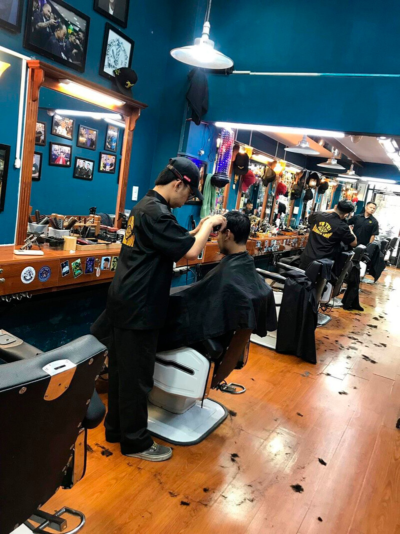 Top 10 tiệm cắt tóc nam đẹp  / Sài Gòn giá rẻ mà đẹp nhất