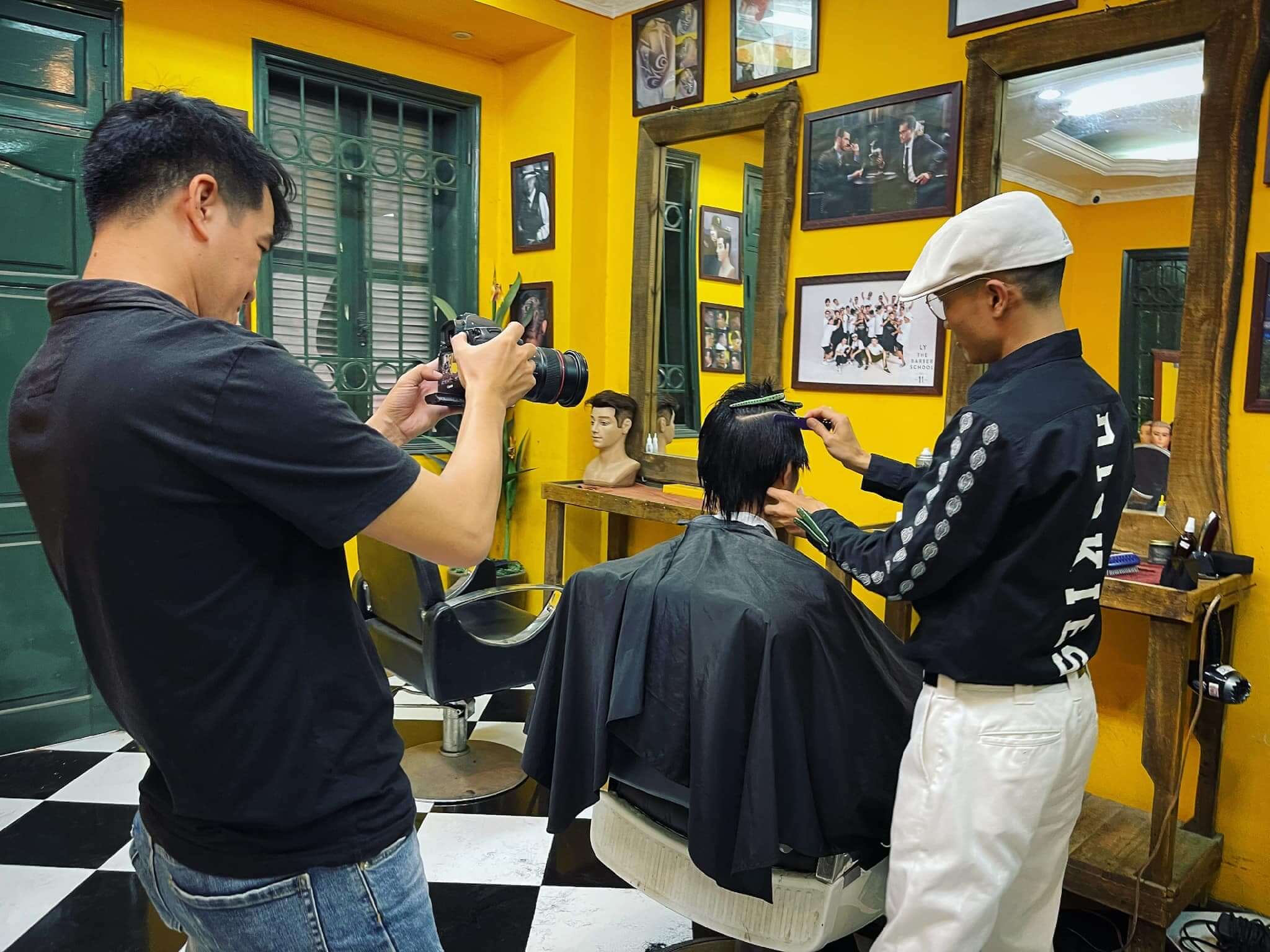 tiệm tóc nam Vietnam Clippers Barbershop